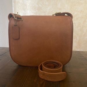 •SOLD• Vintage Coach Classic NYC Shoulder Messenger Saddle Bag, #9170, HTFC Tan